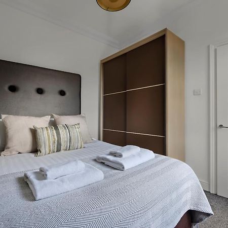 The West Kensington Apartments ロンドン エクステリア 写真